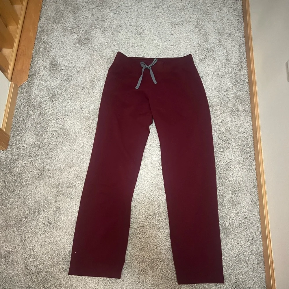 Women's Burgundy Livingston™ - Petite Basic Scrub Pants - Picture 2 of 4